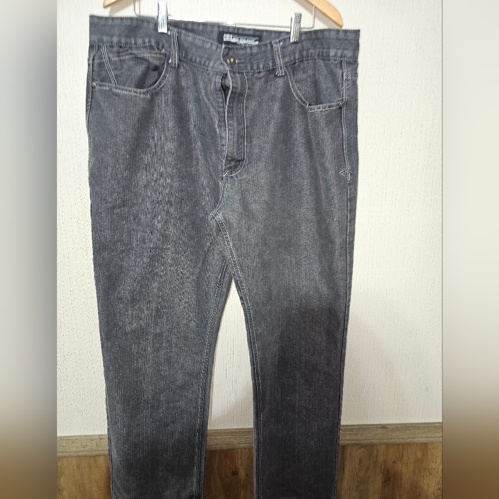 MOST OFCL M.O. SEVEN Straight Leg Black Jeans Size 44 X 34